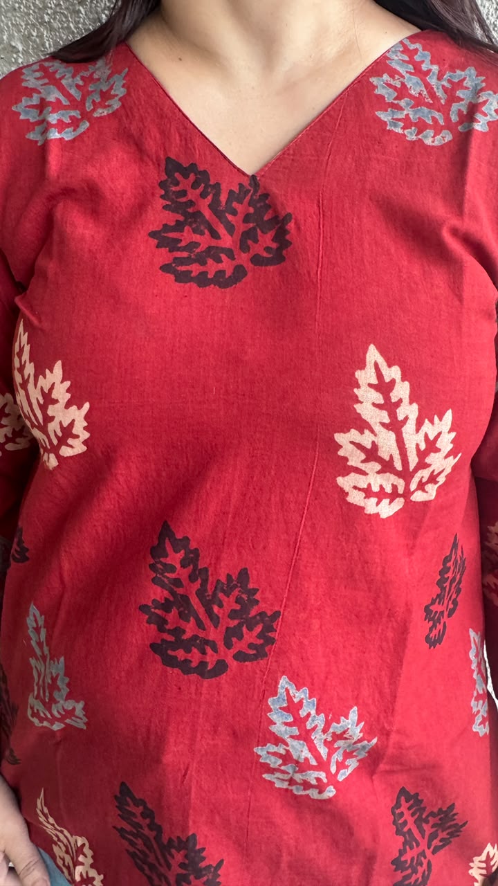 Maroon Ajrak