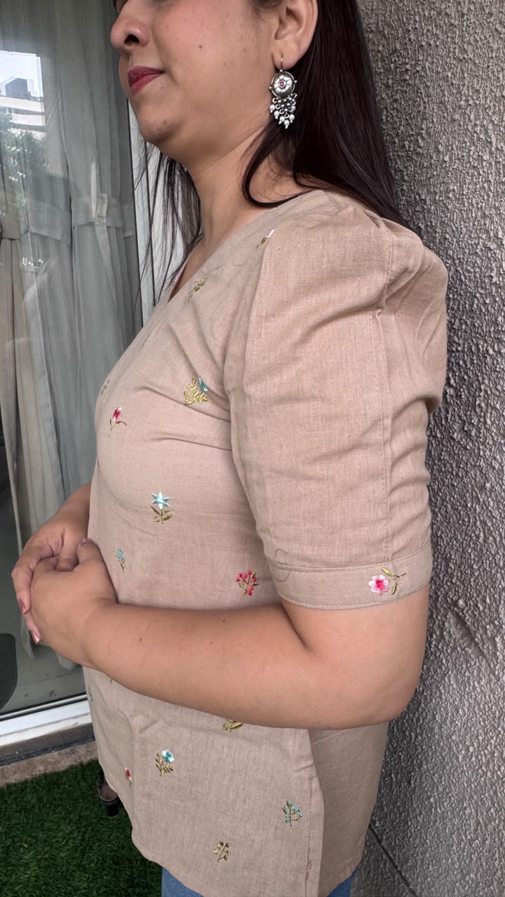 Embroidered Slub Cotton - White