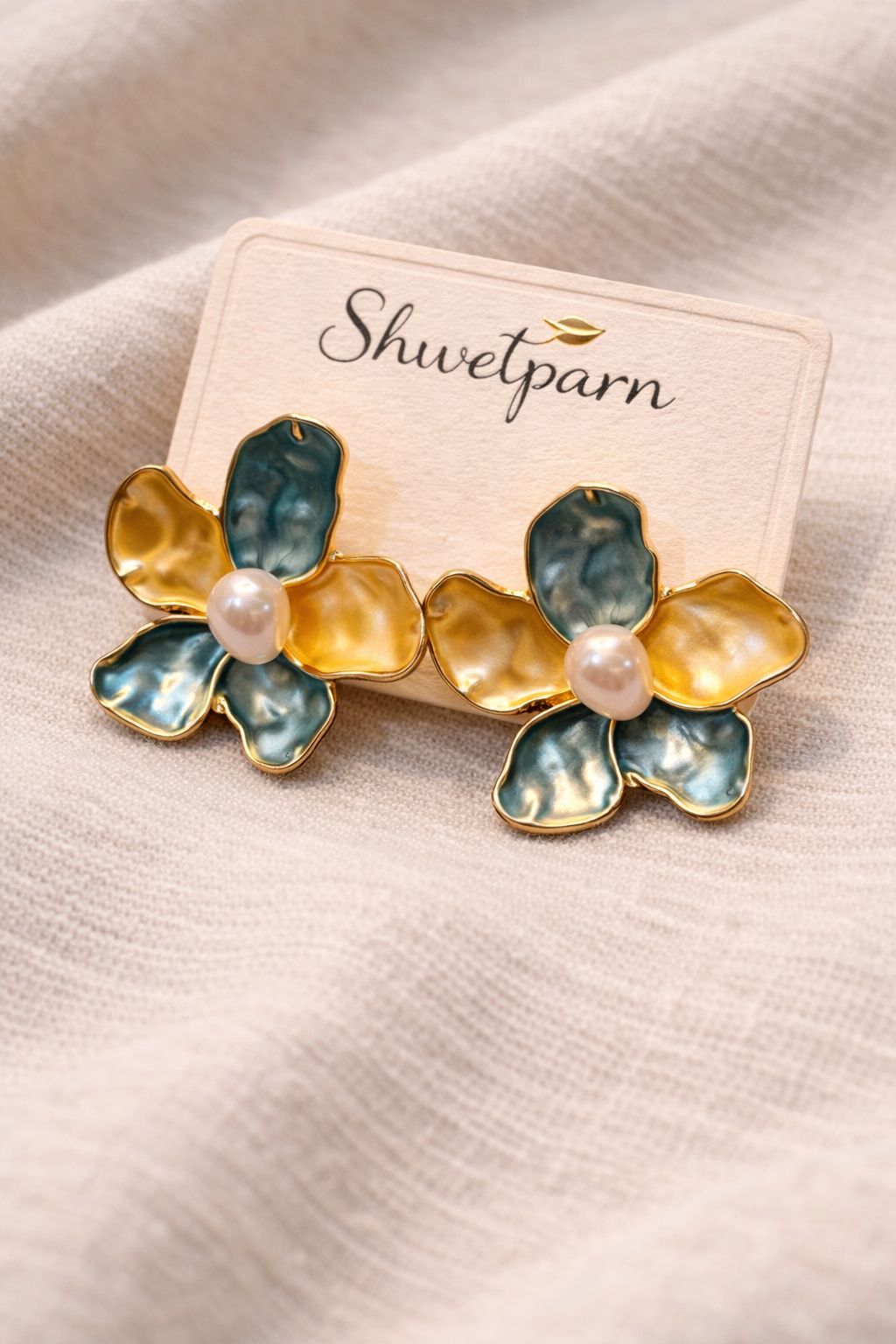 Ear Ring 3