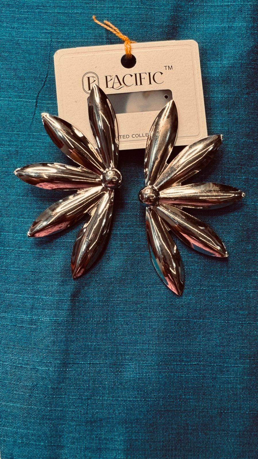 Ear Ring 9
