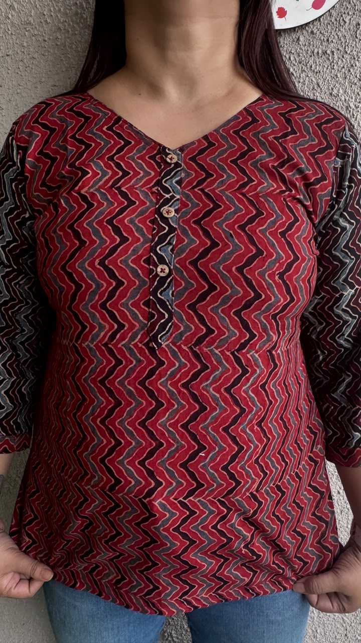 Short Top - Ajrak
